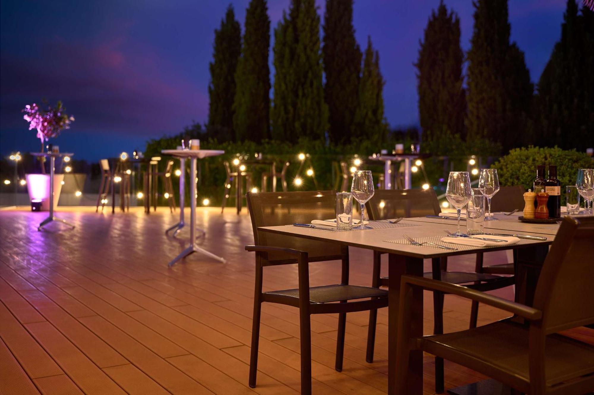 Radisson Blu Resort & Spa Σπλιτ Εξωτερικό φωτογραφία The Deck
