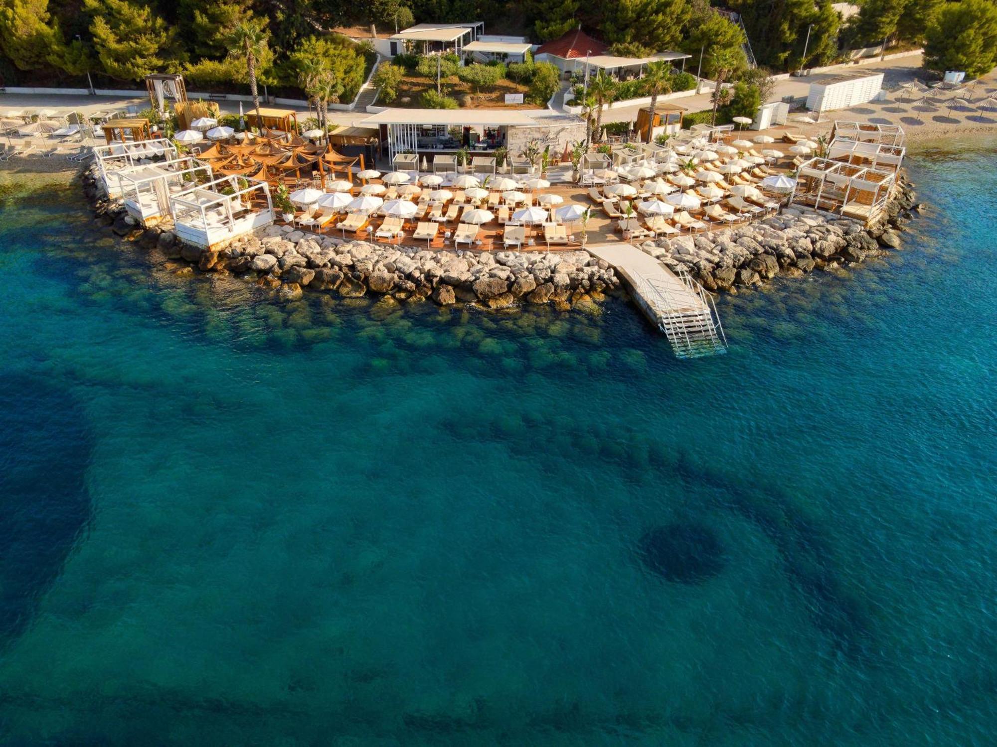 Radisson Blu Resort & Spa Σπλιτ Εξωτερικό φωτογραφία Aerial view of the beach