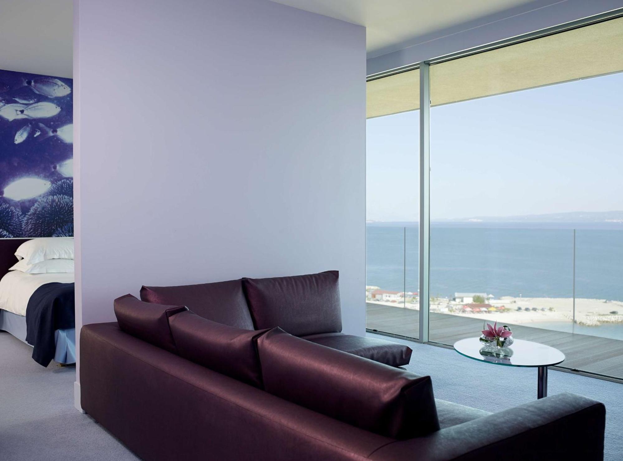 Radisson Blu Resort & Spa Σπλιτ Εξωτερικό φωτογραφία A room at the Hilton Tel Aviv